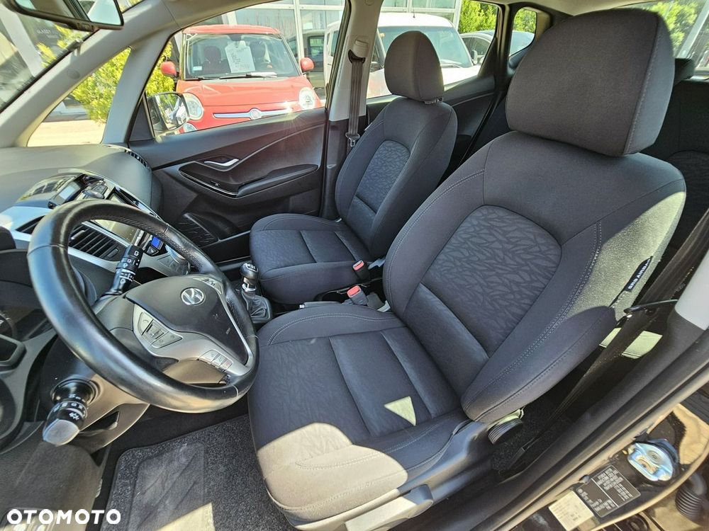 Hyundai ix20 1.4 BlueDrive Comfort - 11