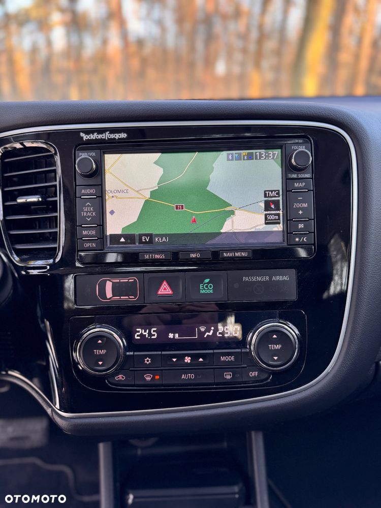 Mitsubishi Outlander Intense + - 25