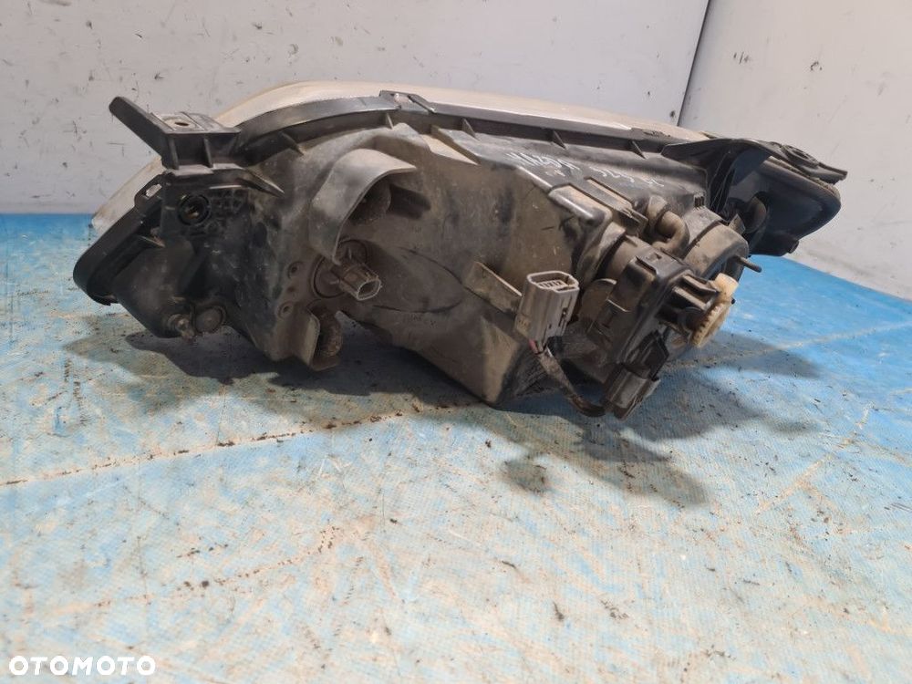 MAZDA 323 REFLEKTOR PRAWY MAZDA - 7