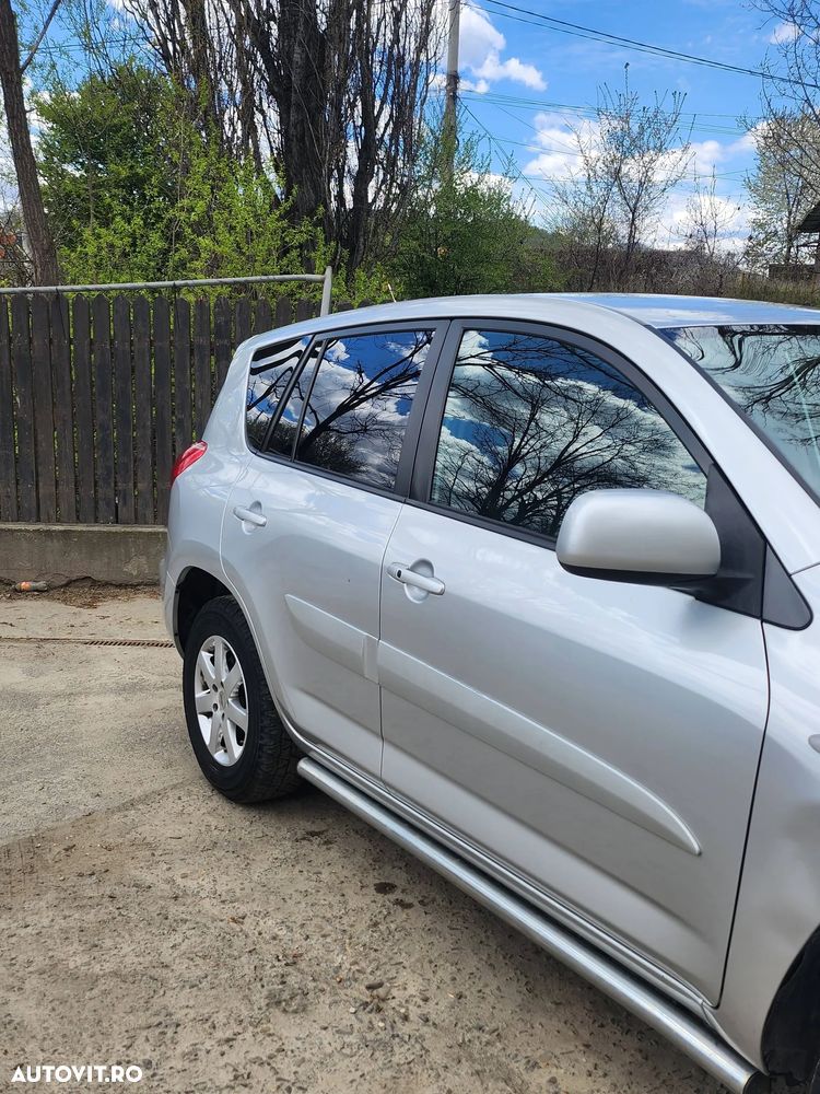 Toyota RAV4 2.0 4x4 Automatik - 7