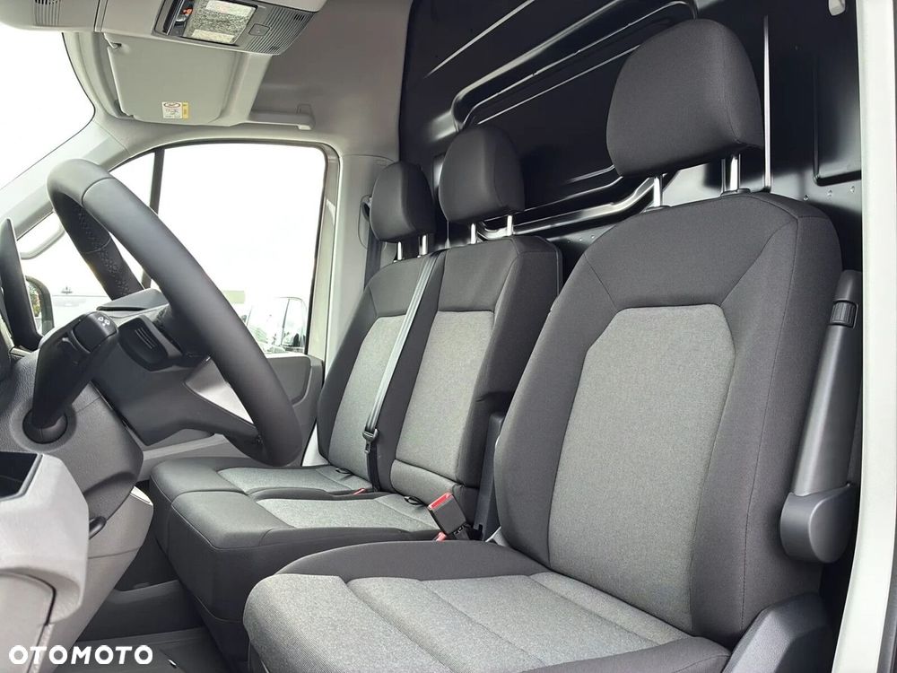Volkswagen Crafter 35 Furgon AUTOMAT/L4H3, 2.0BiTDI 177KM, 4490mm, Wysoki dach, r.o. 4490 - 19