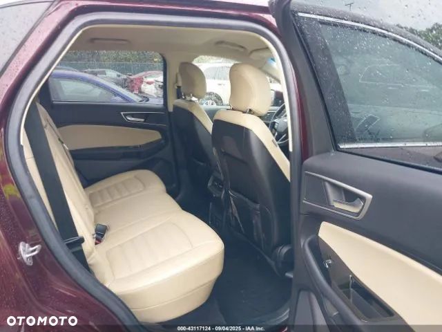 Ford Edge - 6