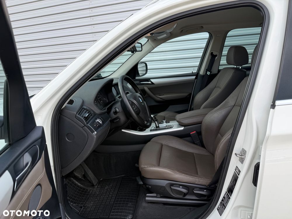 BMW X3 xDrive20d - 13