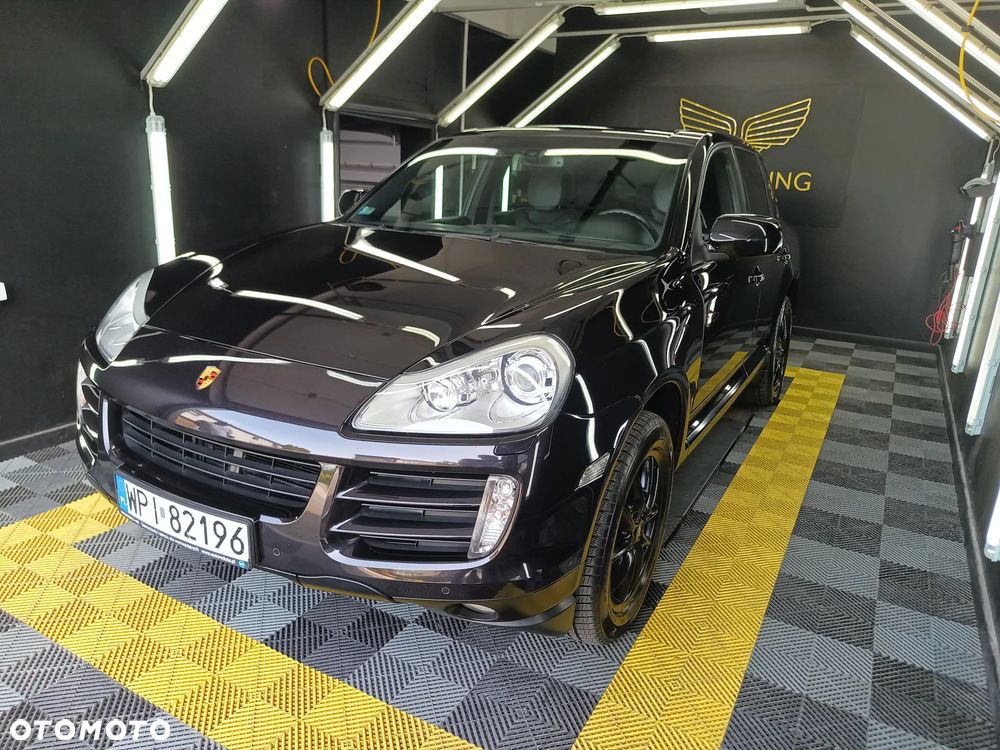 Porsche Cayenne - 32