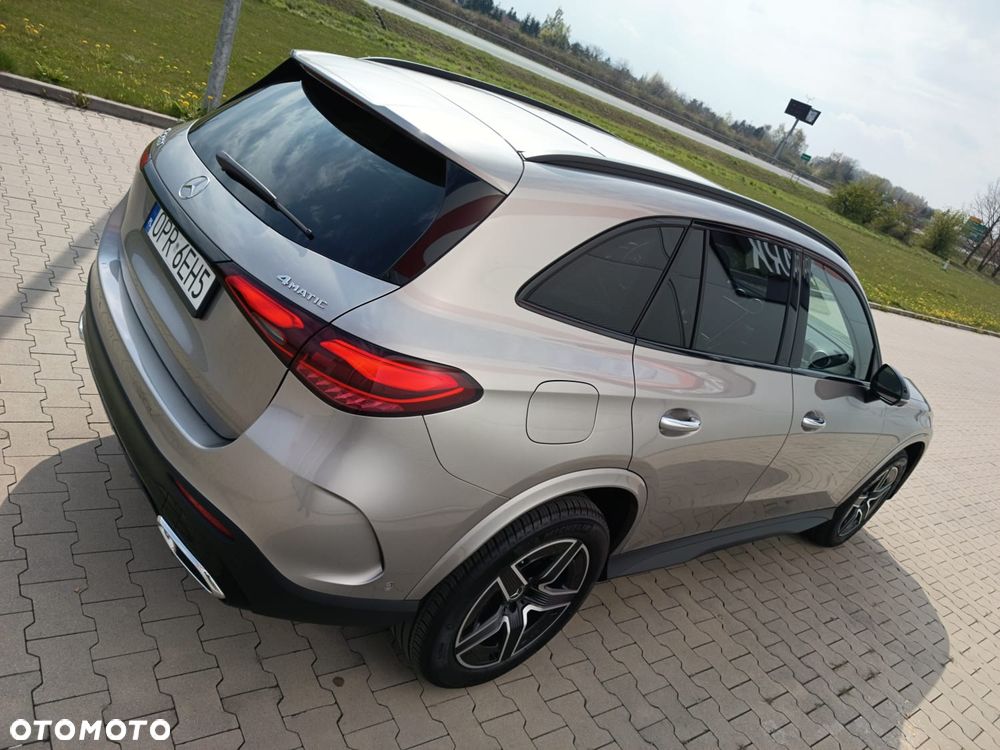 Mercedes-Benz GLC 300 4Matic 9G-TRONIC AMG Line Plus - 7