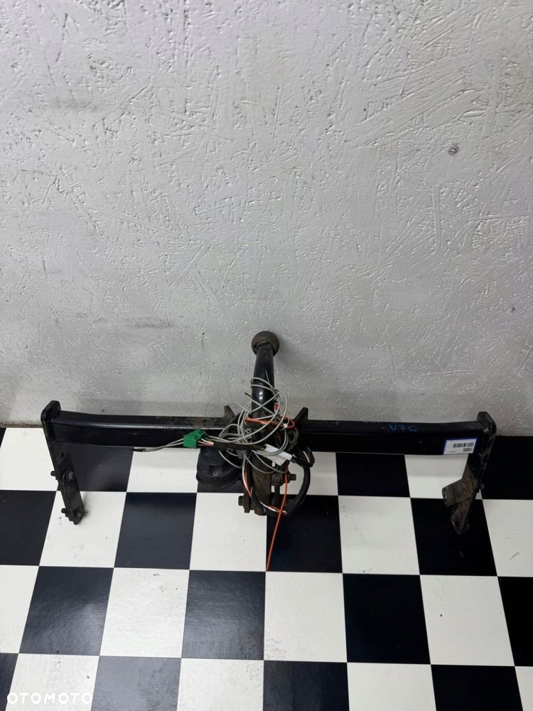 HAK HOLOWNICZY VOLVO V70 III 2012- 31359718