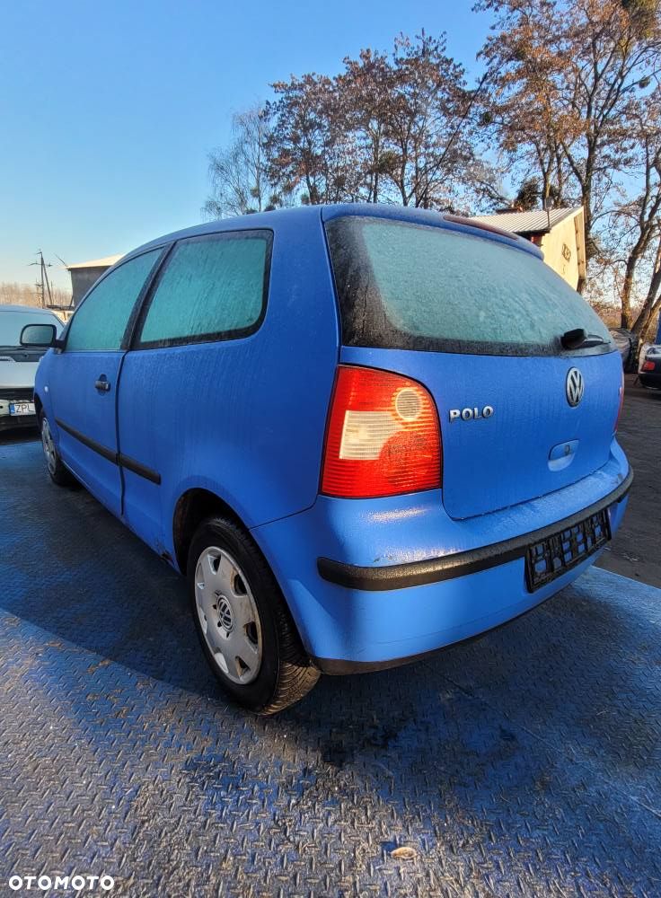 Części- Volkswagen polo  Pojemność: 1198  Moc: 47kW  Rok: 2003  Benzyna - 4
