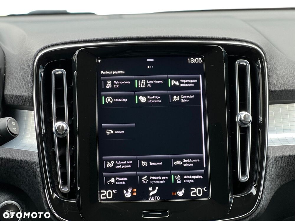Volvo XC 40 T3 Momentum Pro - 30