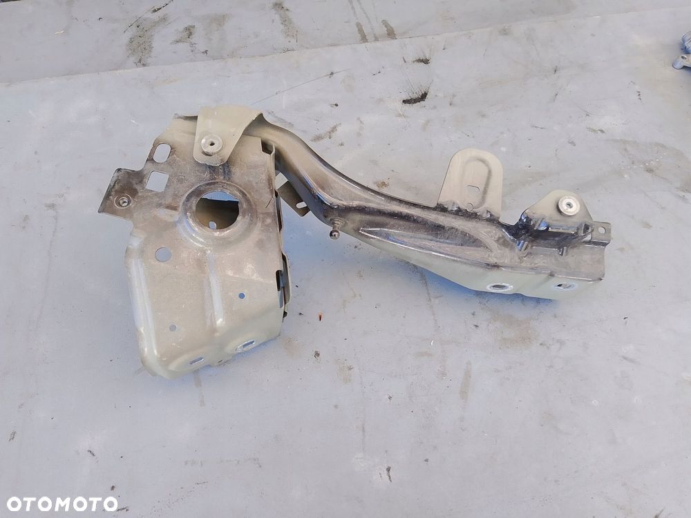 wspornik błotnika prawy przód bmw ix i20 8737204 - 2