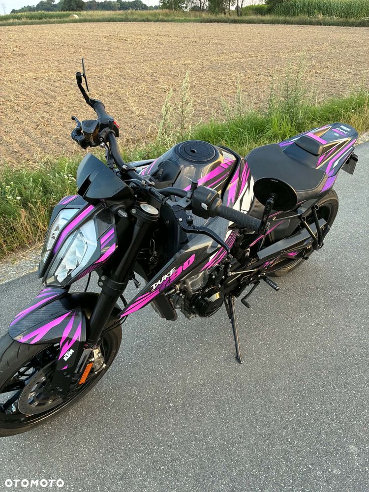 KTM Duke 790 - 10