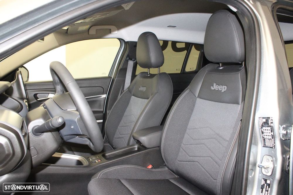 Jeep Avenger 54 kWh Summit - 4