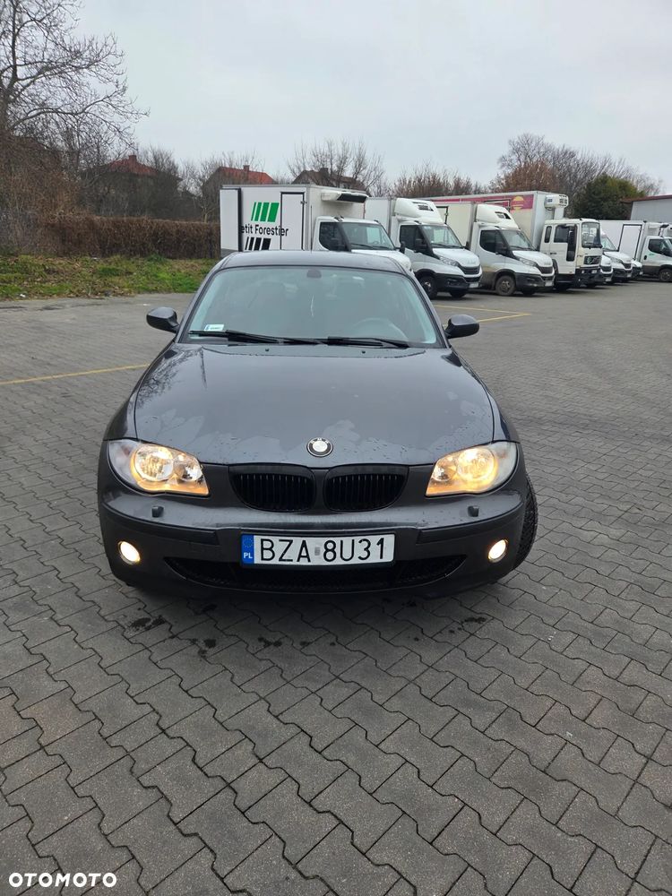 BMW Seria 1 118i - 1