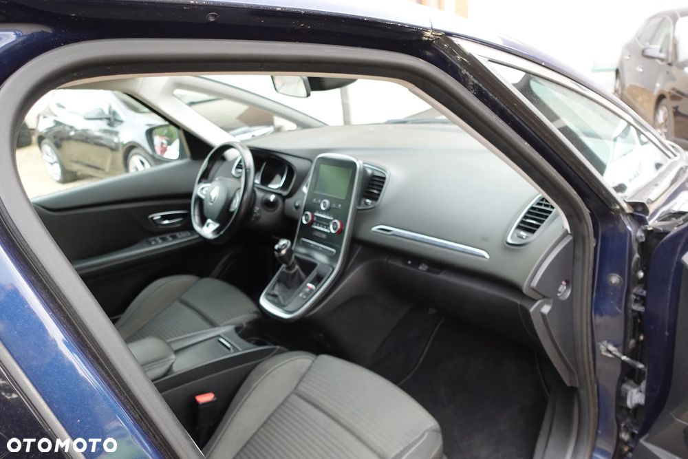 Renault Grand Scenic - 6