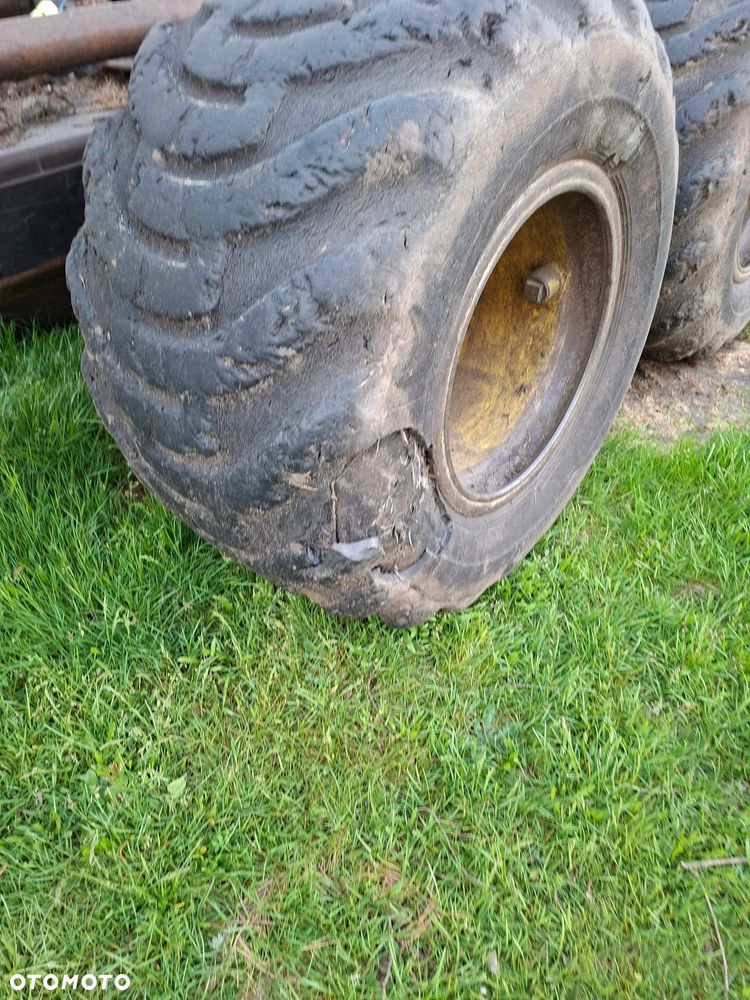 John Deere 1110D - 8