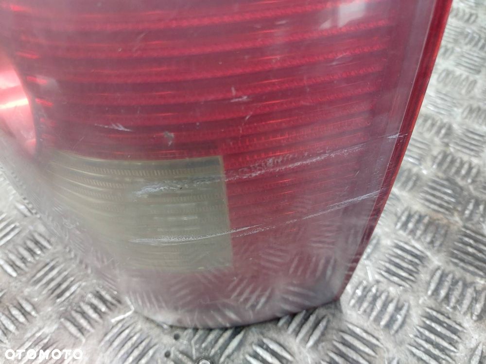 LAMPA PRAWY TYŁ VOLKSWAGEN PASSAT B5 FL LIFT KOMBI 3B9945096AA ID: 236644 - 5