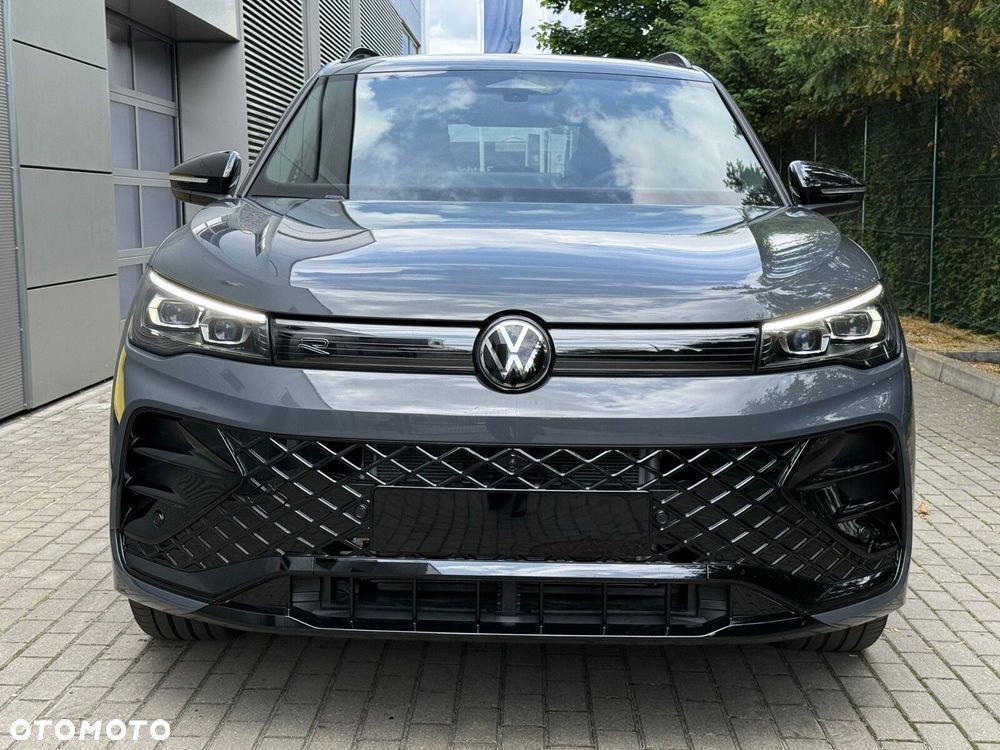 Volkswagen Tiguan - 10