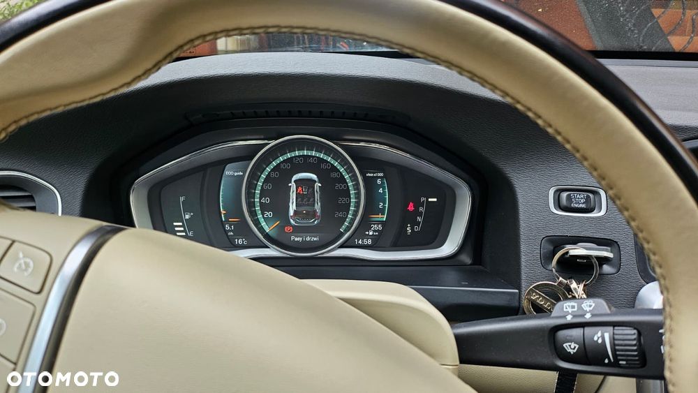 Volvo V60 Cross Country T5 AWD Summum - 10