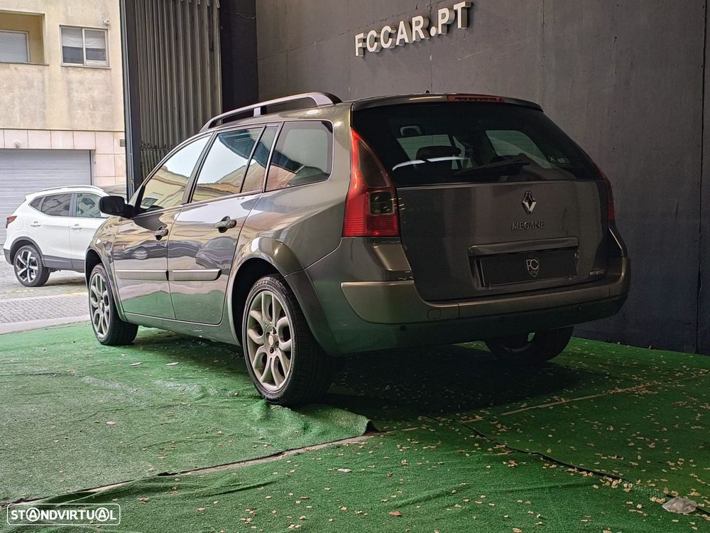 Renault Mégane Break 1.5 dCi Confort - 4
