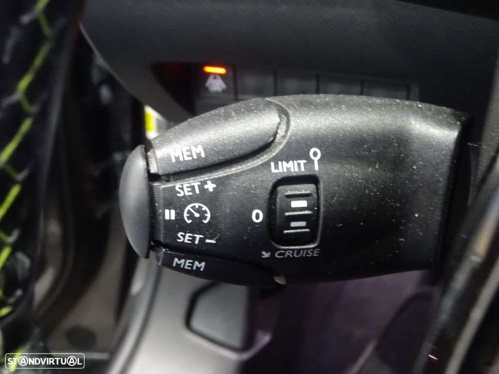 Peugeot 2008 1.5 BlueHDi GT - 11