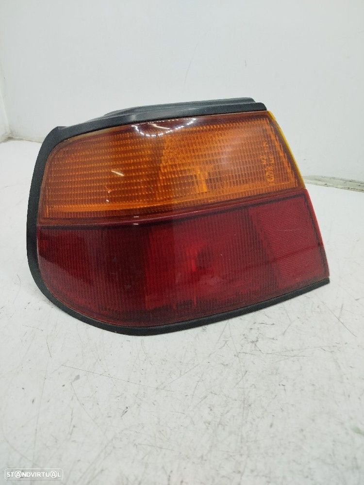 Farolim Stop Esq Nissan Almera I Hatchback (N15) - 2