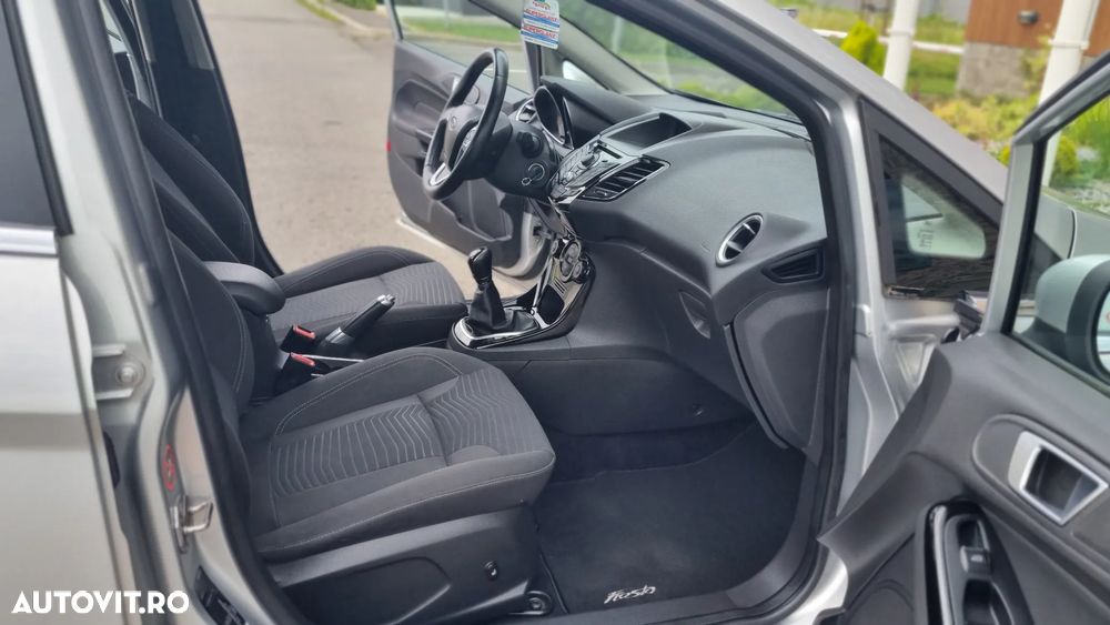 Ford Fiesta 1.4 Titanium - 16