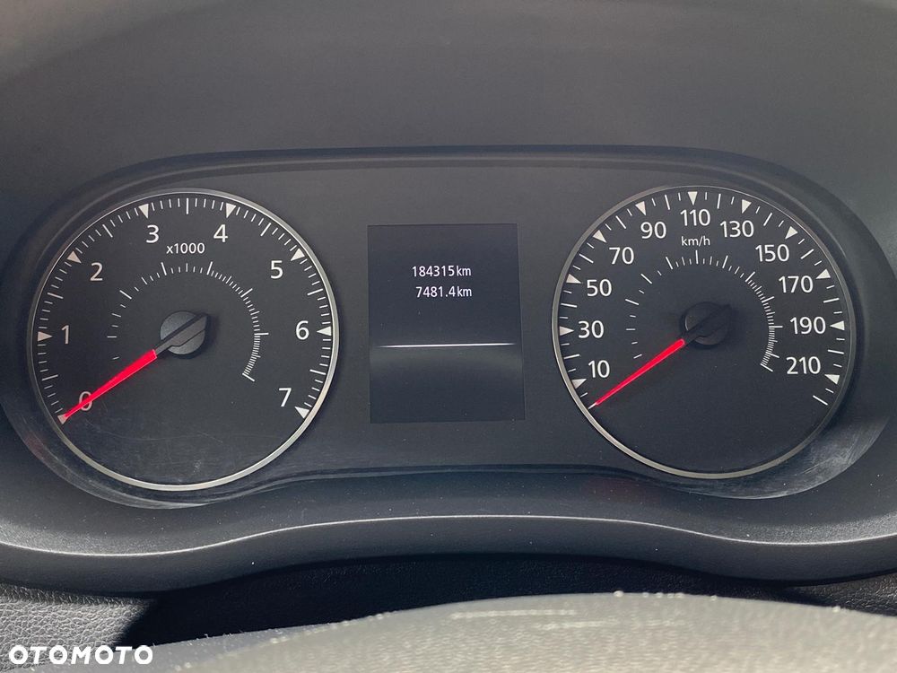 Renault MASTER 2,3 DCI 136 KM L2H2 ŚREDNIAK serwis ASO Renault - 32