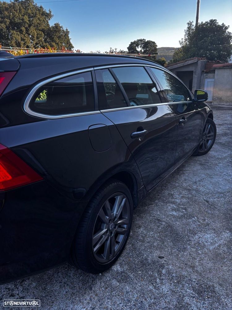 Volvo V60 1.6 D2 Drive Kinetic Start/Stop - 3