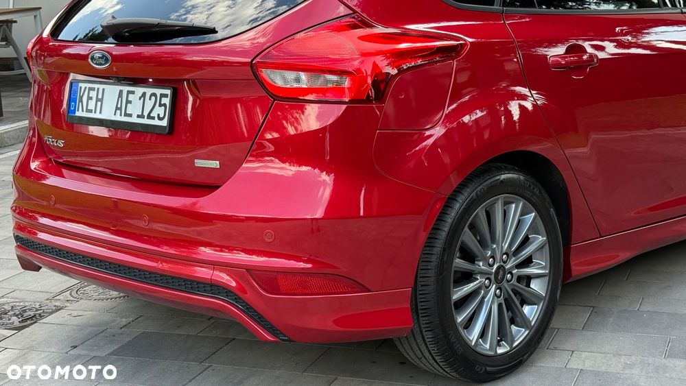 Ford Focus 1.0 EcoBoost Start-Stopp-System ST-LINE DESIGN - 20