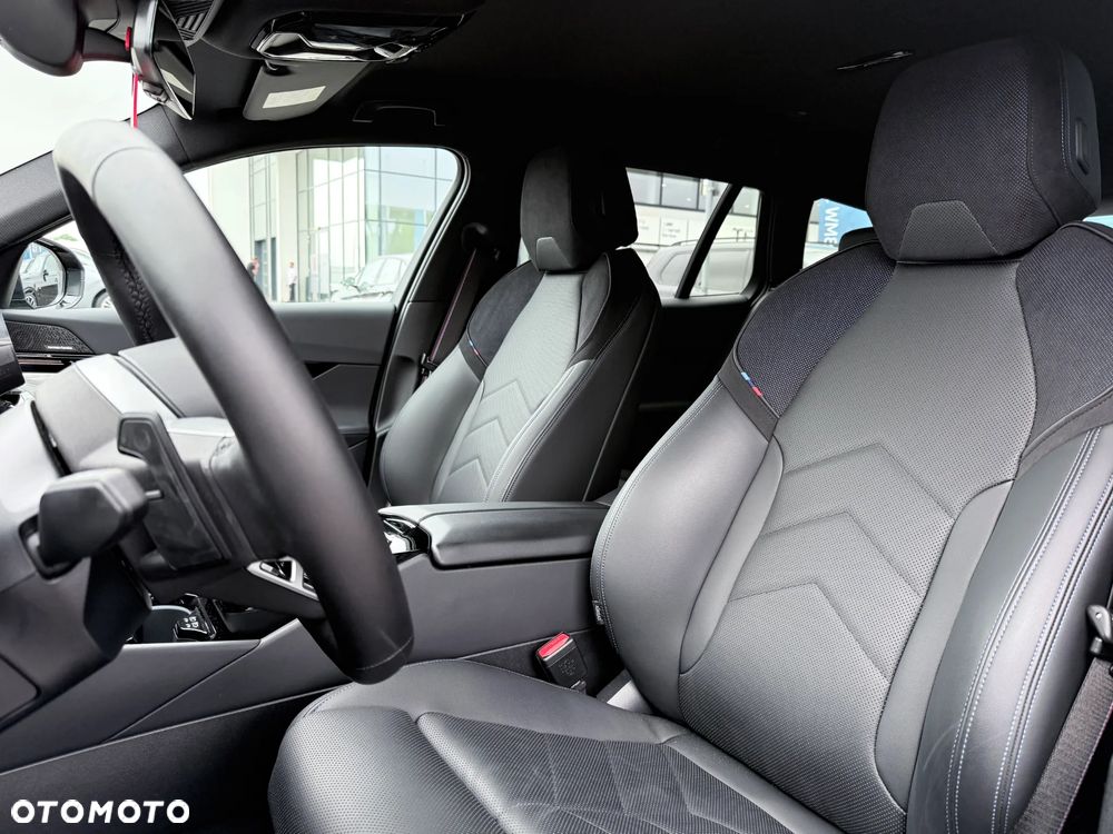 BMW Seria 5 520d xDrive - 29