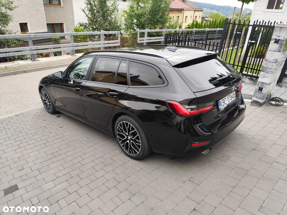 BMW Seria 3 318d Touring Sport Line - 5