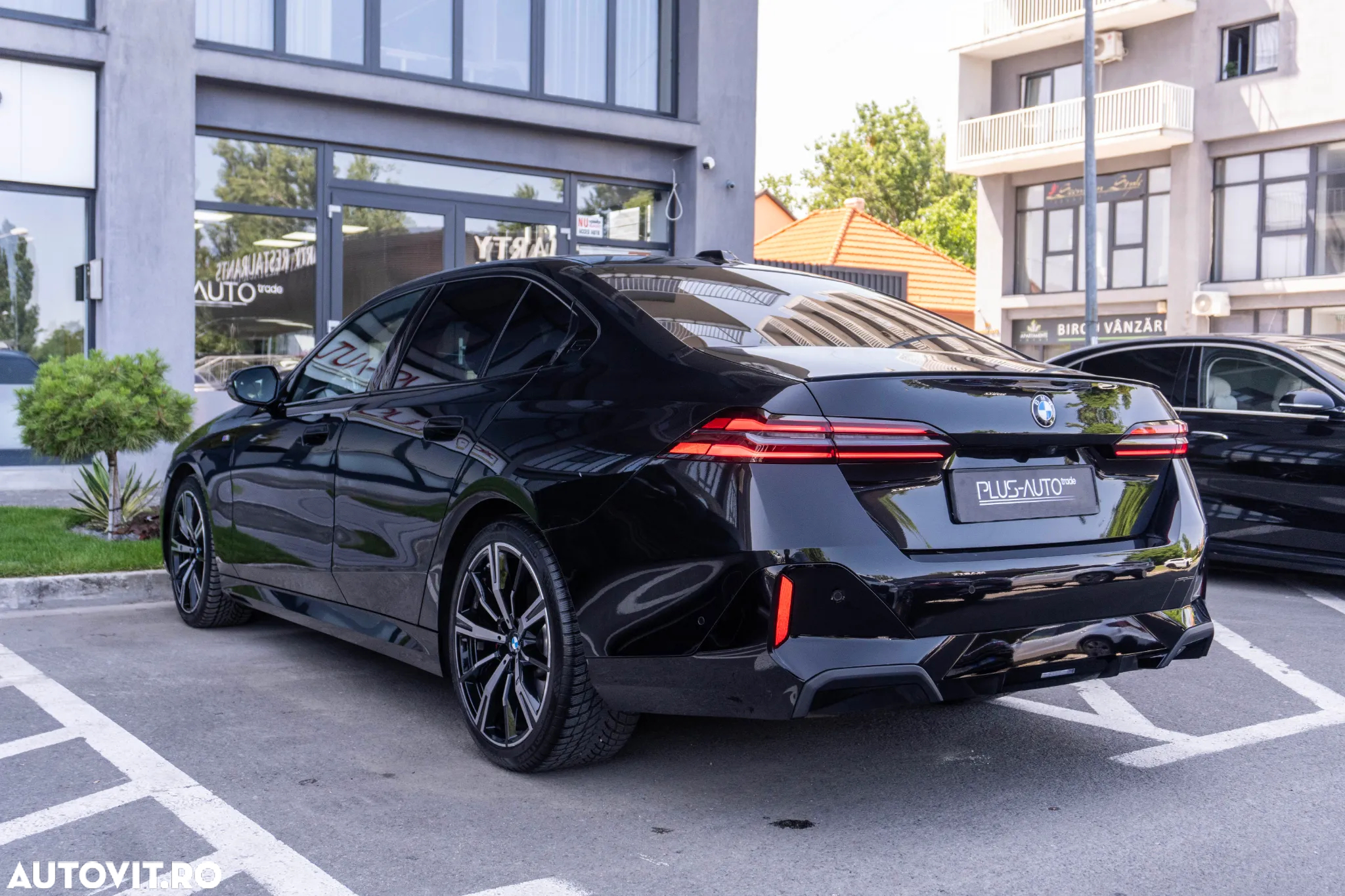 BMW Seria 5 520i Touring Aut. - 4