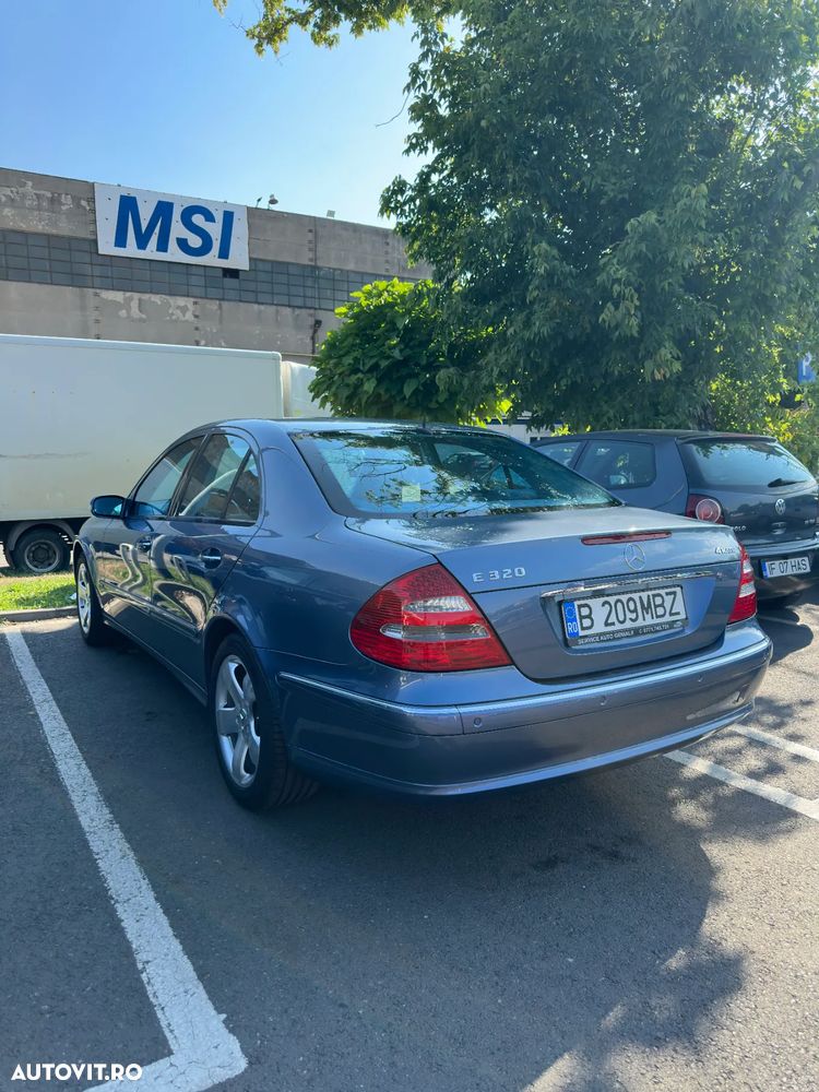 Mercedes-Benz E 320 4-Matic Aut Avantgarde - 5
