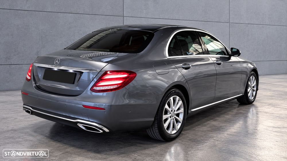 Mercedes-Benz E 220 - 4