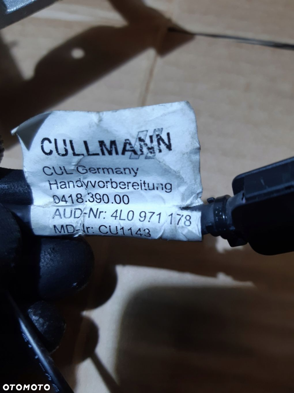 AUDI Q7 4L PODŁOKIETNIK PRZÓD SKÓRA KUBKI 4L0971178 - 2