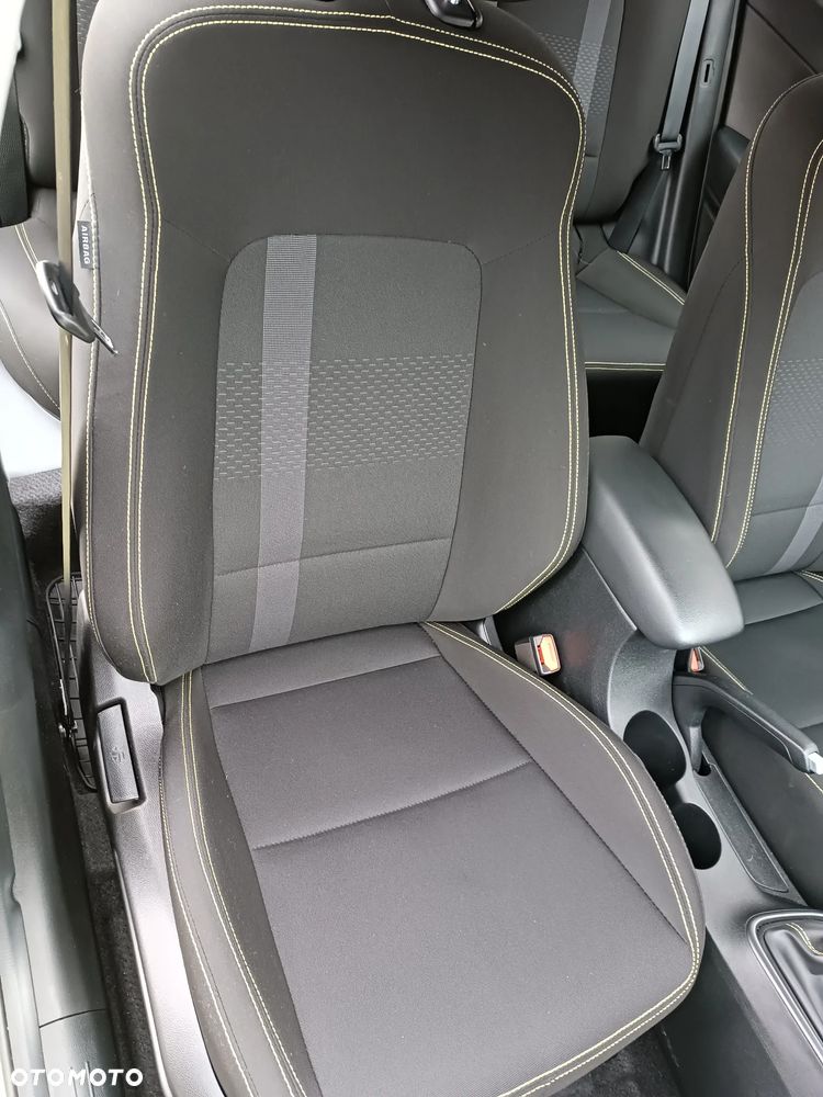 Hyundai i20 - 16