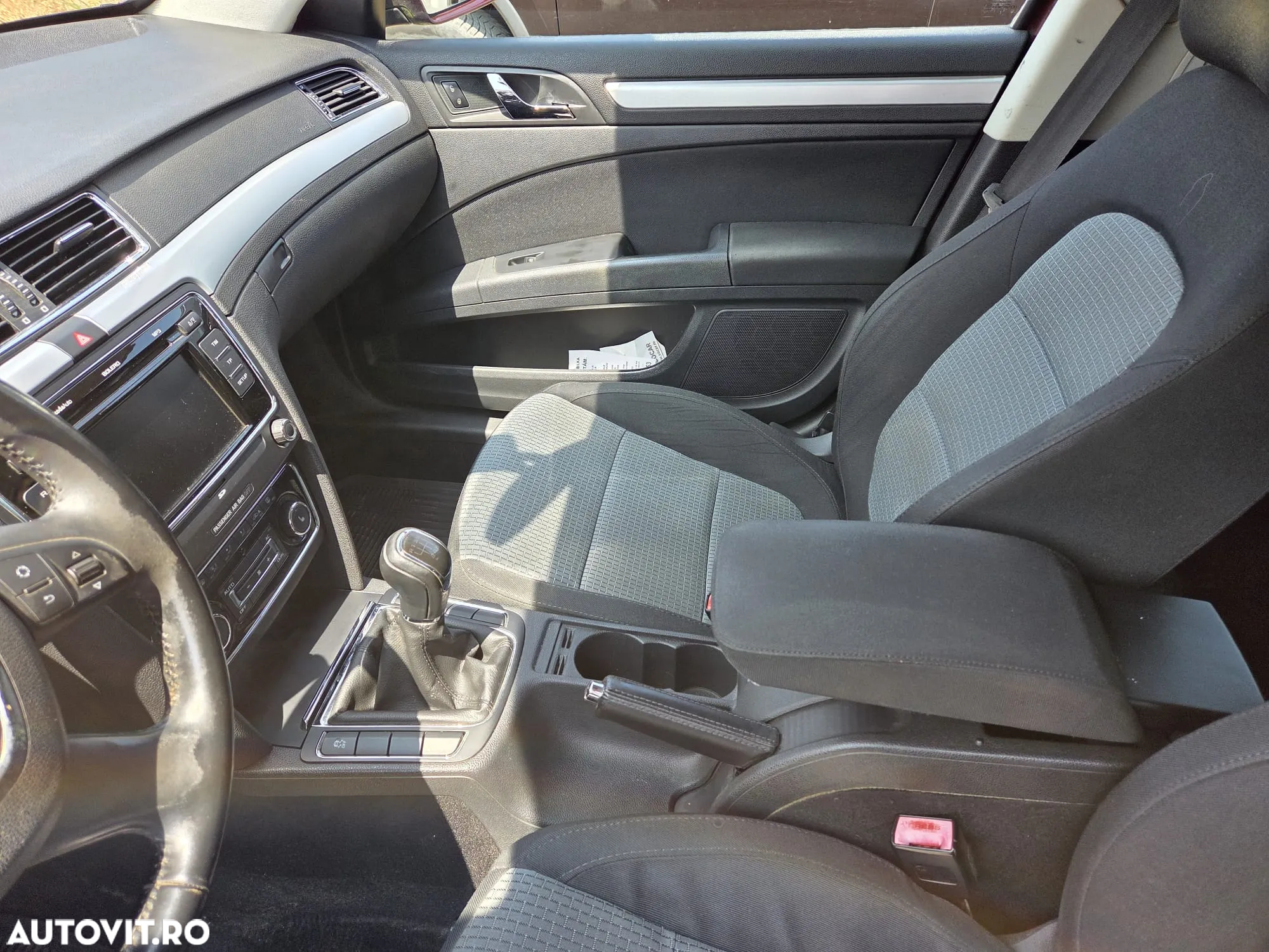 Skoda Superb 2.0 TDI Comfort - 9
