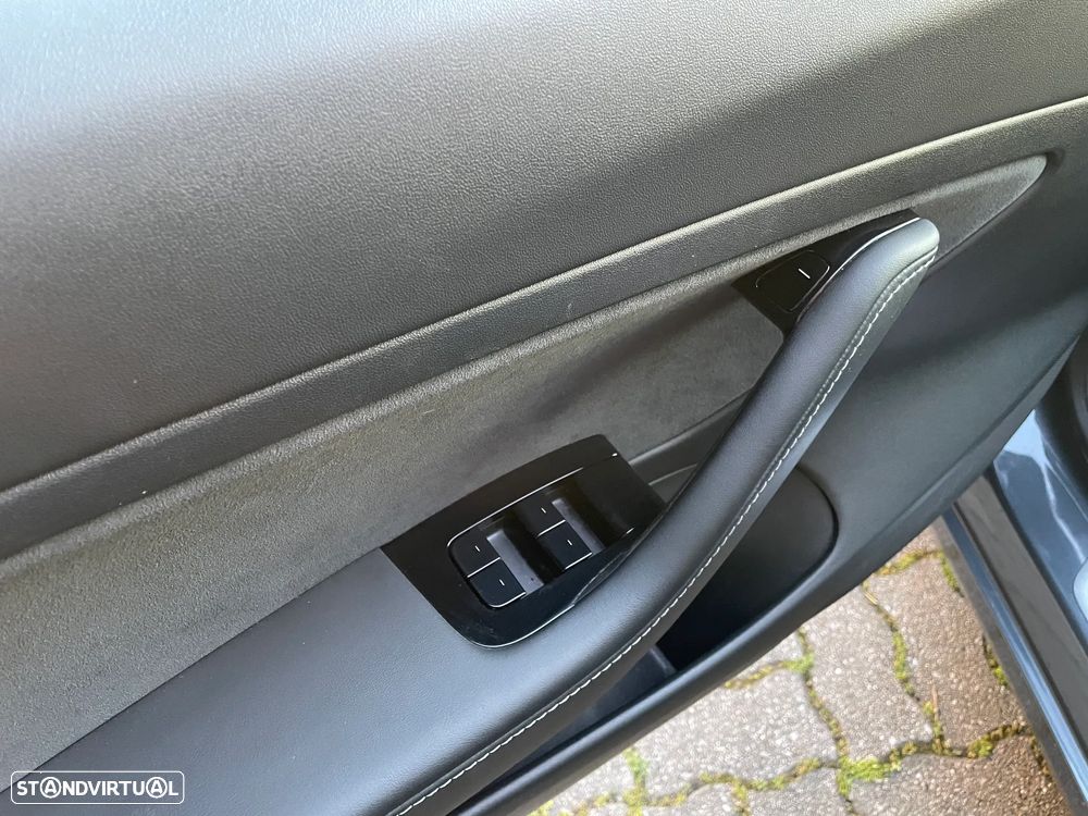 Tesla Model 3 RWD - 21