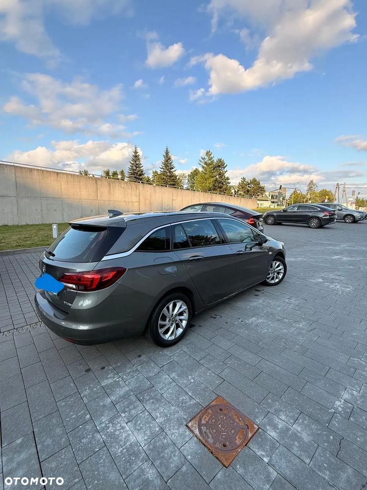 Opel Astra 1.6 CDTI Dynamic S&S - 9