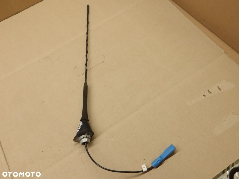 OPEL ASTRA III H HB 5D 1.9D HB 5D ANTENA DACHOWA - 1