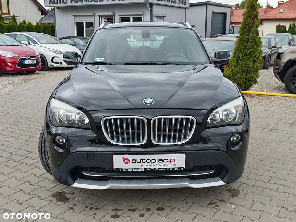 BMW X1 xDrive18d - 13
