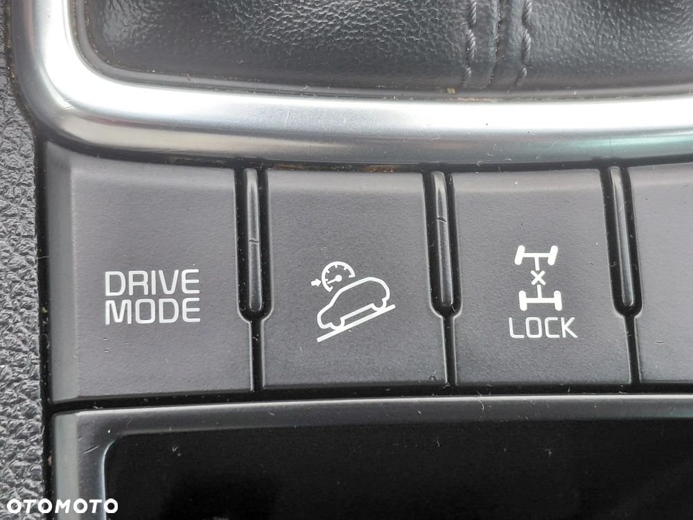 Kia Sportage 2,0 CRDI AWD GT Line - 36