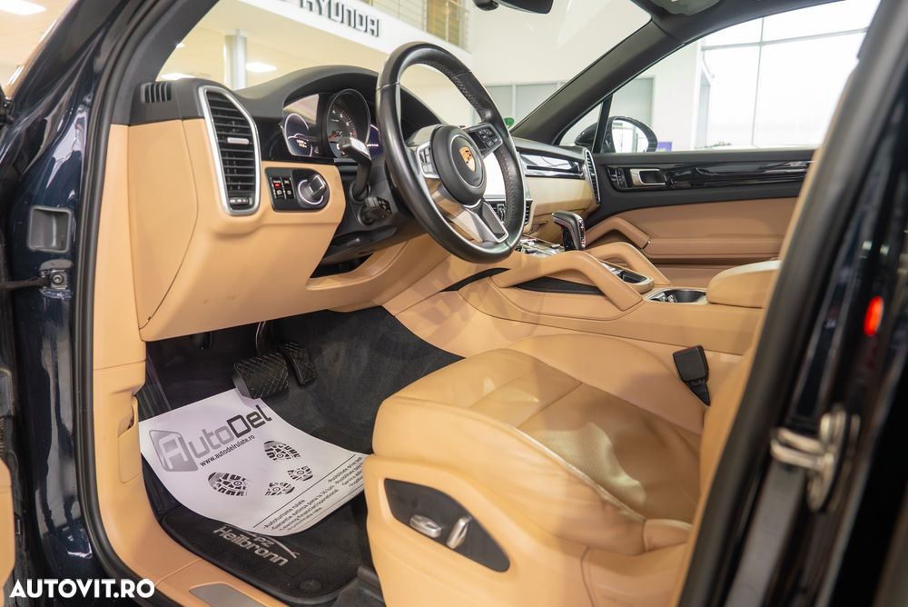 Porsche Cayenne Tiptronic S - 14