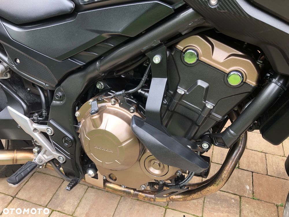 Honda CB - 16