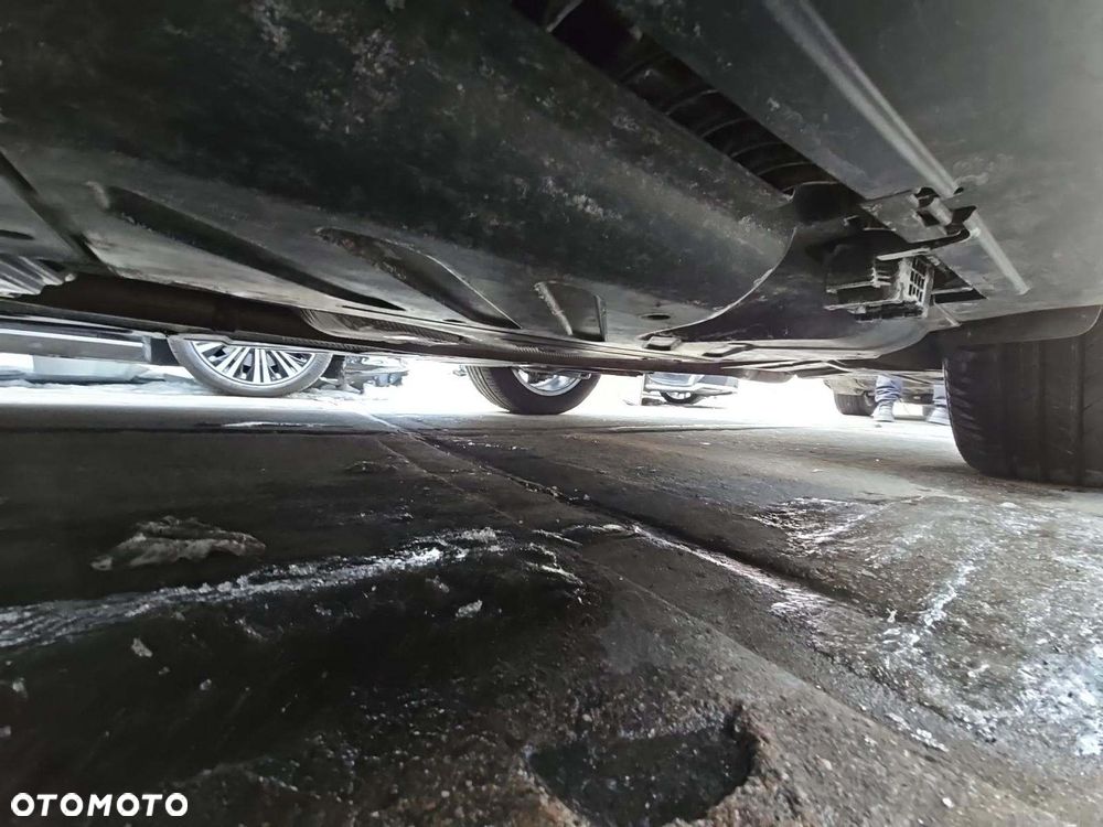 Mercedes-Benz GLE - 16