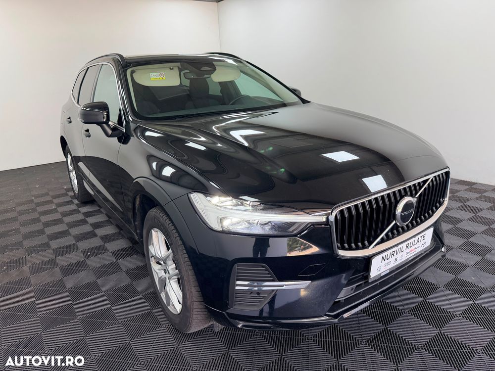 Volvo XC 60 B4 MHEV AT AWD Core - 30