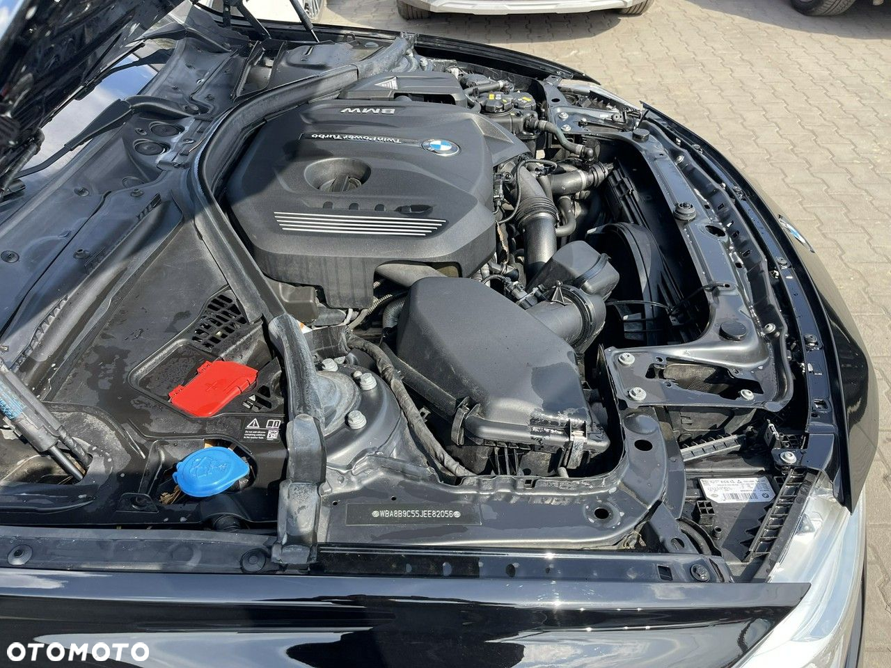 BMW Seria 3 330i sport - 10