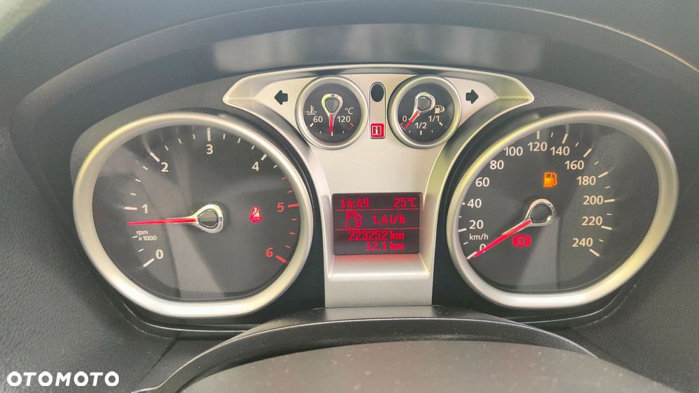 Ford Kuga 2.0 TDCi Titanium FWD - 40