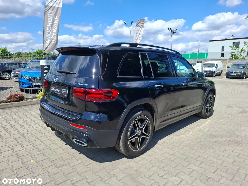 Mercedes-Benz GLB 250 4-Matic AMG Line 8G-DCT - 13