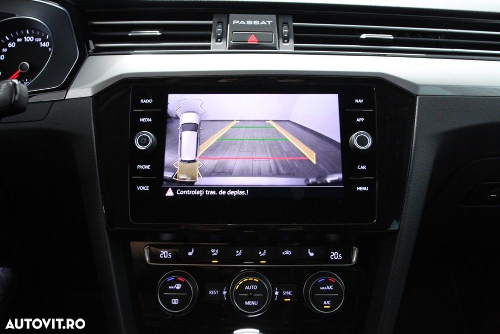 Volkswagen Passat - 19
