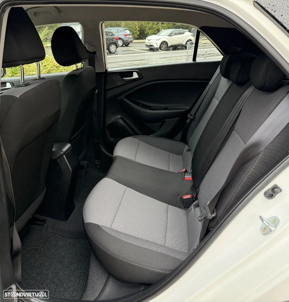 Hyundai i20 Active 1.0 T-GDi Comfort Navi - 22